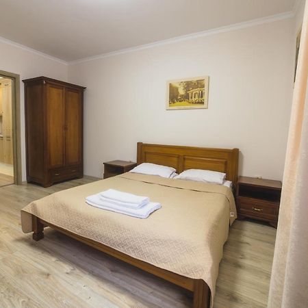 Villa Zhanna Central Park Truskavets Ngoại thất bức ảnh